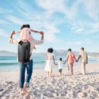 Spigen A631 Aqua Shield Vízálló Hátizsák 30L - Fekete