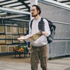 Spigen KD400 Klasden Válltáska - Fekete