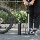 Rockbros Tömlő Nélküli Gumbiabroncs Felfújó - 200 PSI 1.2L - Fekete
