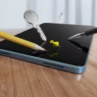 iPad 10.9" (2022) / 11" (2025) Kijelzővédő Üvegfólia - ESR UltraFit Tempered Glass x 2 db