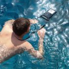 Spigen A611P Vízálló Tok x 2 db - Fekete