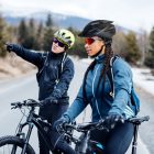 Wozinsky MTB Kerékpáros Sisak - M - Hátsó Lámpával - Fekete