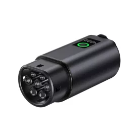   V2L Type 2 - Schuko 3500W Adapter - Kijelzővel és Tokkal - Fekete