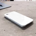 iPhone 16e / 17e Tok - SBS Skinny - Átlátszó