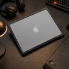 MacBook Pro 16" (2021-2026) Tok - Tech-Protect Velar - Áttetsző-Fekete
