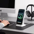 iPhone 18 Pro Max / 17 Pro Max Tok - Tech-Protect MagStand MagSafe CC - Átlátszó