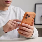 iPhone 18 Pro Max / 17 Pro Max Tok - Tech-Protect MagOne CC MagSafe + 2x Kijelzővédő Üvegfólia- Átlátszó Narancs