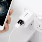 Baseus USB-C - USB-A adapter - 2,4A - Fekete
