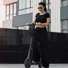 Wozinsky Vízálló Kormánytáska Rollerhez 4L - Fekete